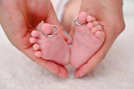 鞍山怀孕早期感觉胸闷气短